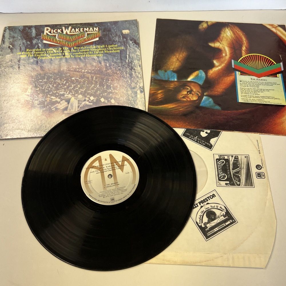 RICK WAKEMAN LP.  "JOURNEY TO THE CENTER OF THE EARTH" Vinyl W/‎ Booklet